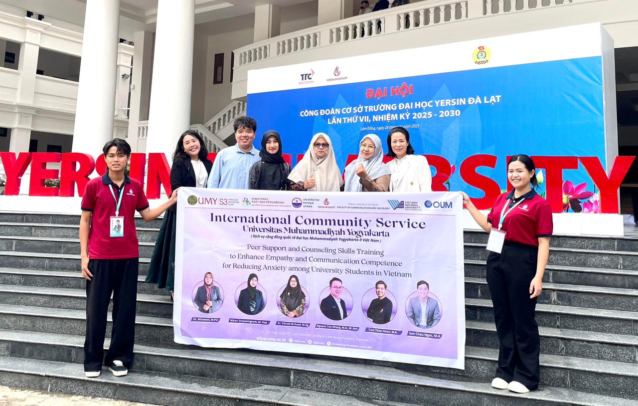 UMY Gelar Pelatihan Peer Support dan Keterampilan Konseling untuk Menurunkan Kecemasan bagi Mahasiswa di Vietnam